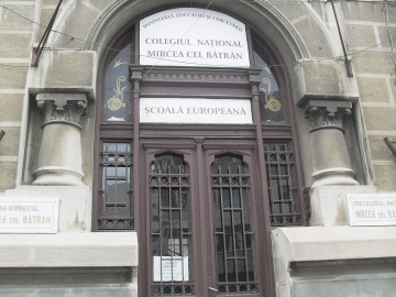 Constanţa, în TOP 10 cele mai bune licee din ţară, după media de admitere